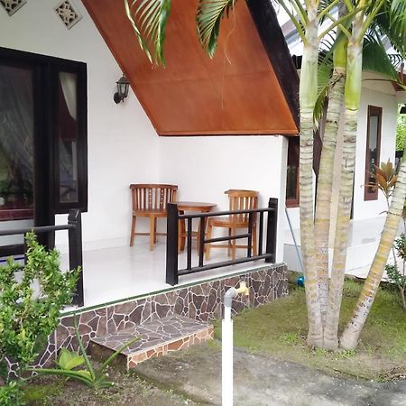 Coconut Gili Meno Otel Dış mekan fotoğraf